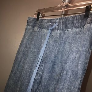 It’s joggers , to feel free in